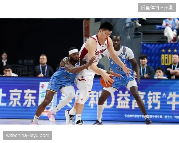 广东队遭遇罕见的“颗粒无收”赛季，球队阵容深度和核心球员状态起伏影响了整体竞争力